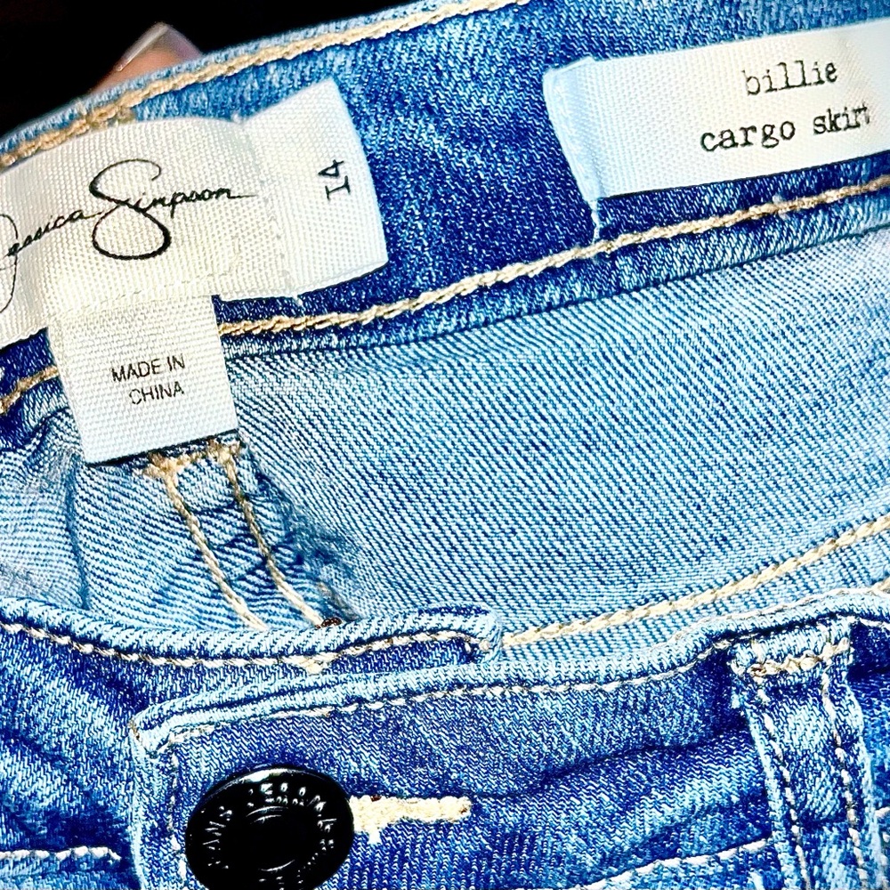 Blue Denim Cargo Skirt girls but can fit women’s xs - Picture 3 of 7